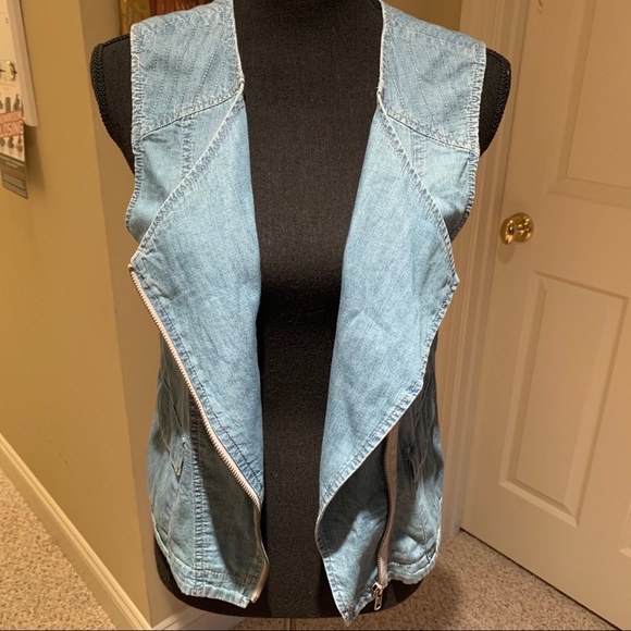 NWT Denim Blouse - Picture 1 of 13